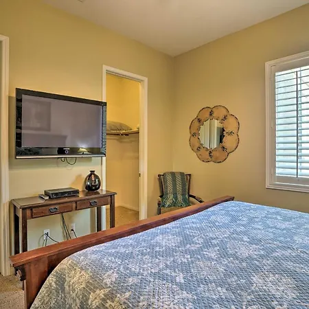 Updated Indio Home With Pool - 6 Mi To Coachella!